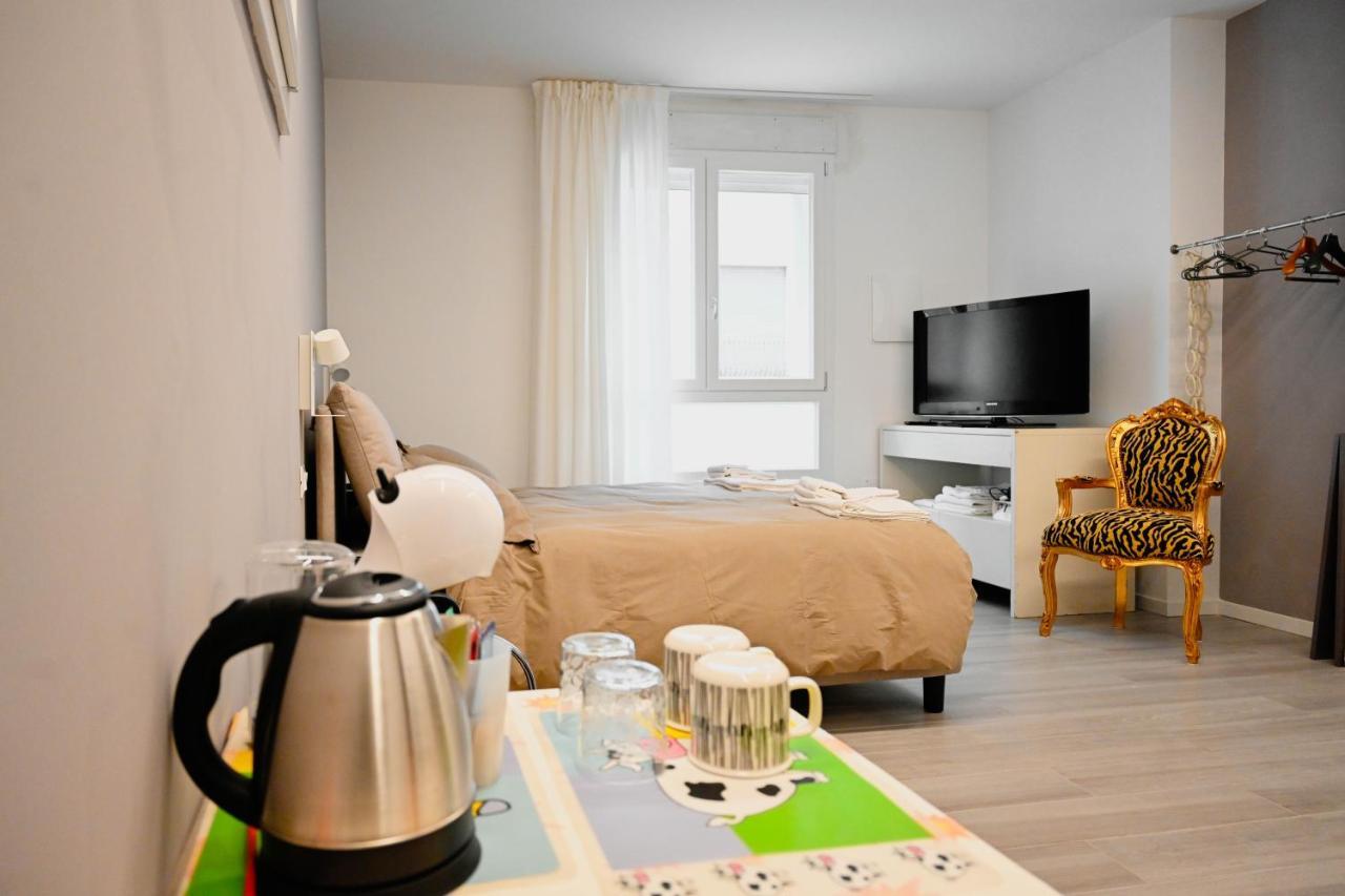 דירות בסאנו דל גראפה Cozy Studio Downtown מראה חיצוני תמונה